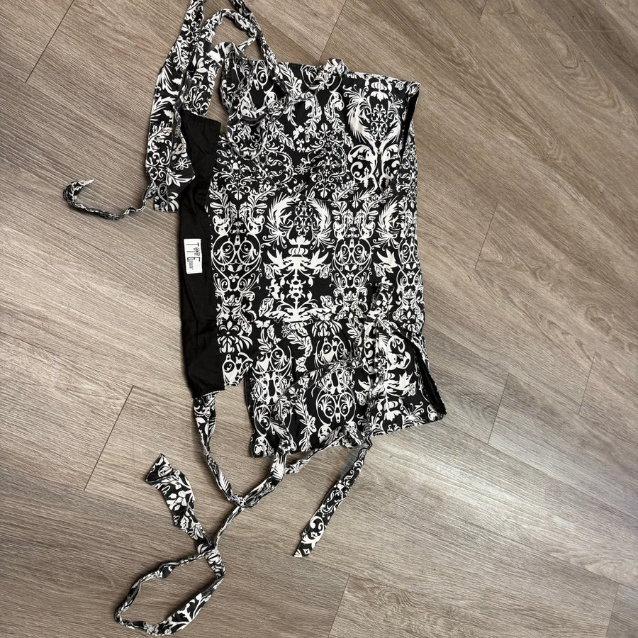 TIF Chair | Black - Nest and Sprout - Consignment