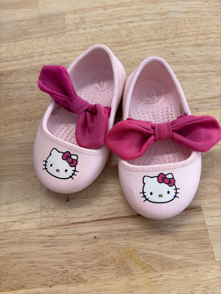 Native x Hello Kitty Size C4 - Ballet Flats - Nest and Sprout - Consignment