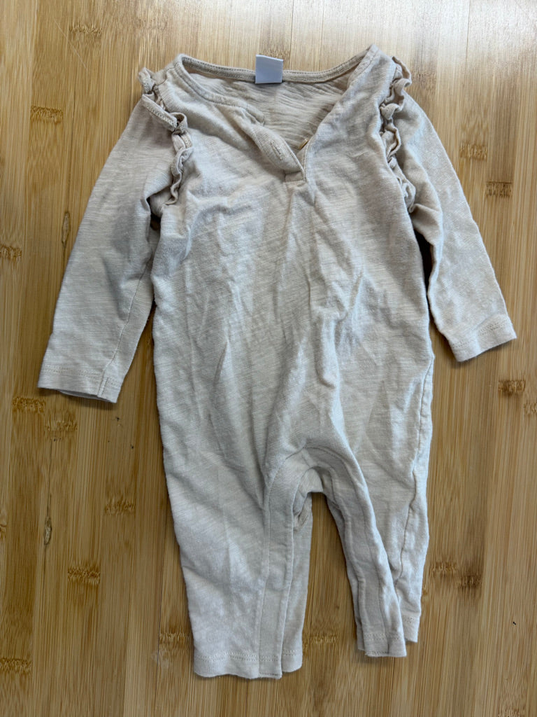 Old Navy Ruffle Romper – 2-6m  Cream Long Sleeve