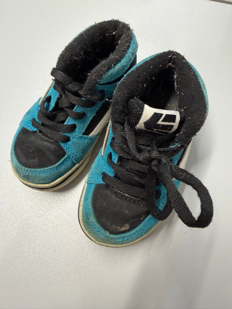 Etnies High Tops – 6 | Blue & Black Lace - Up | Play - Nest and Sprout - Consignment
