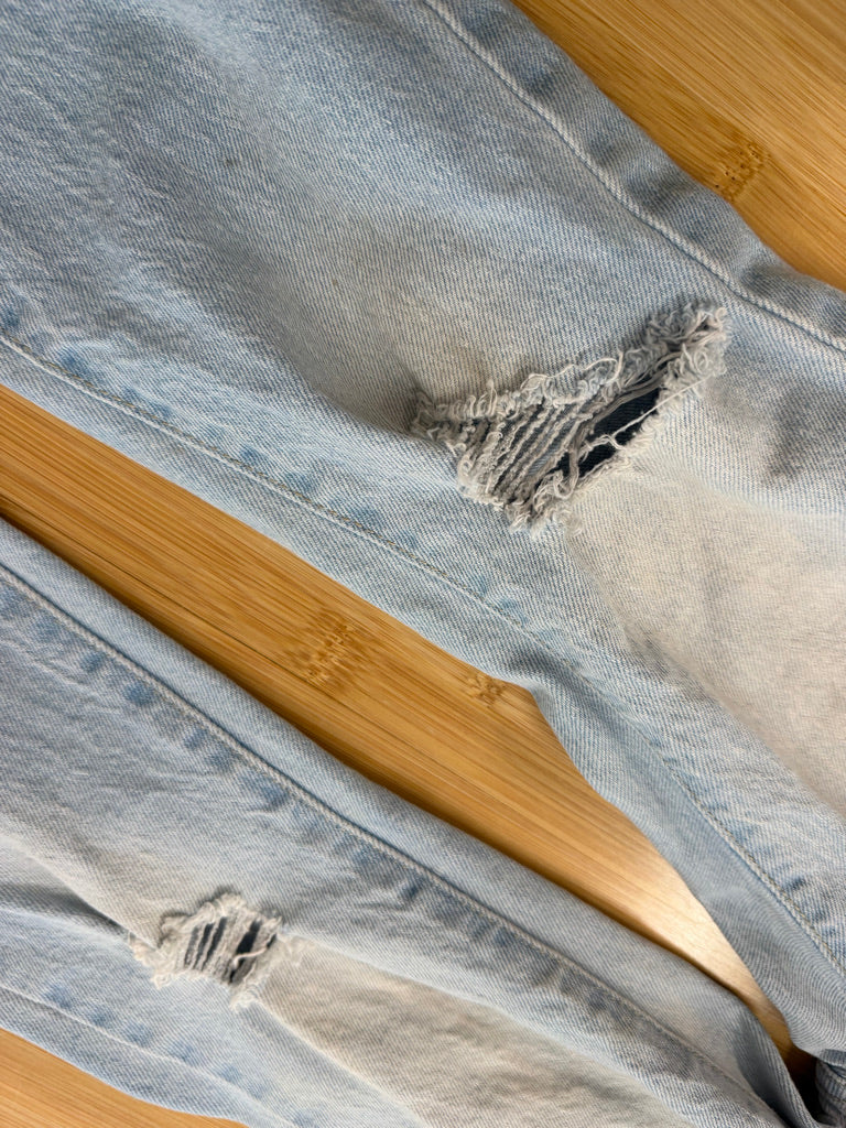 Old Navy High Rise Flare Jeans – 8 | Light Wash Distressed Knees