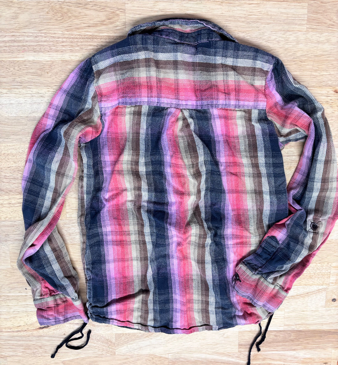 Roxy Plaid Button-Up Shirt – Medium
