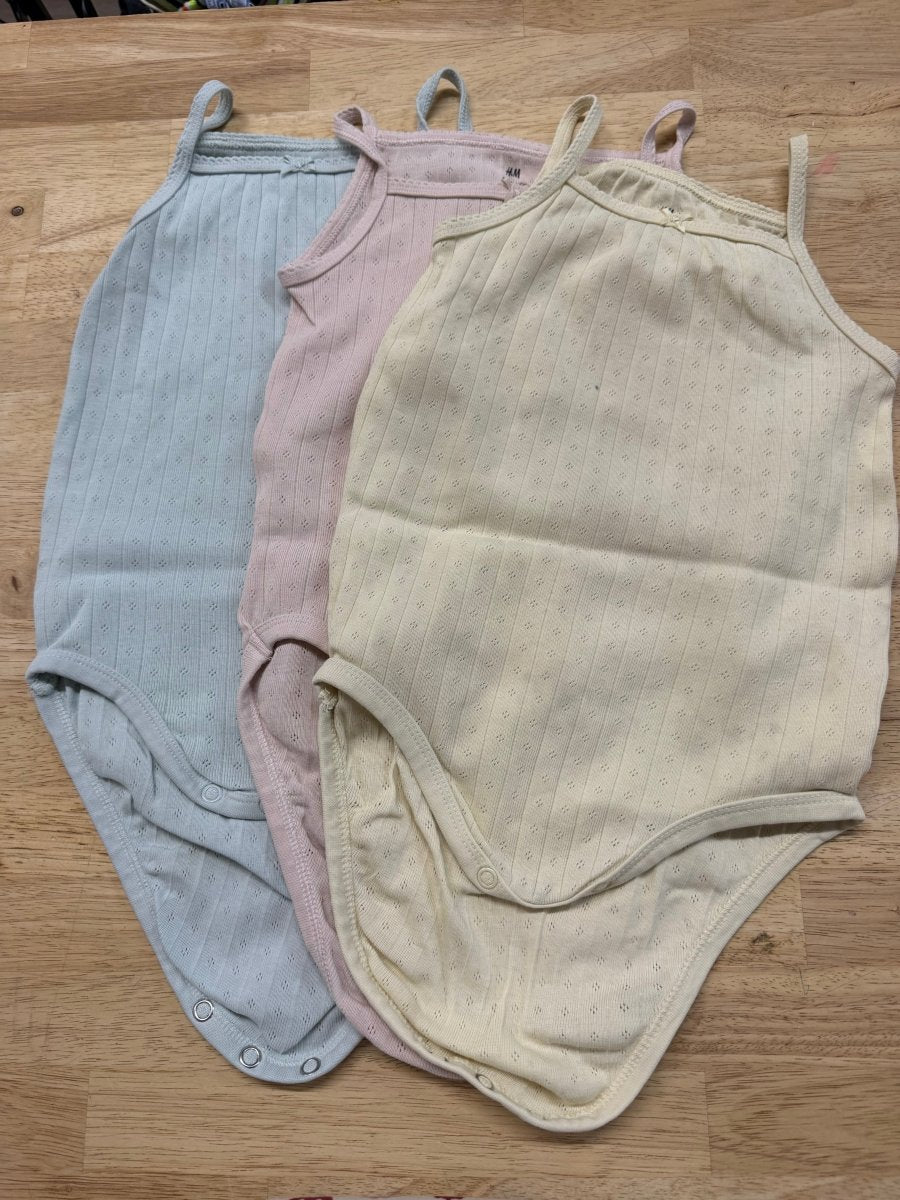 H&M Tank Top Bodysuits Set of 3 – 2T (EU 92cm) | Pastels - Nest and Sprout-Consignment