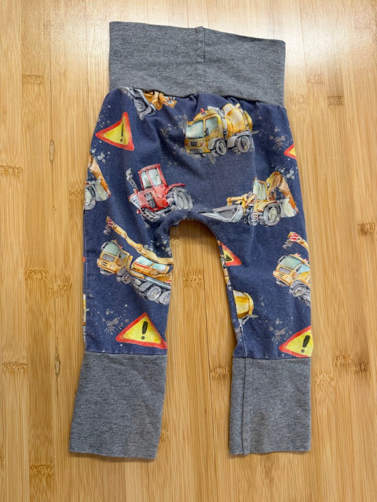 Squishy Loveable Creations Grow With Me Pants – 3–12M | Construction Vehicles Green Cuffs - Nest and Sprout-Consignment