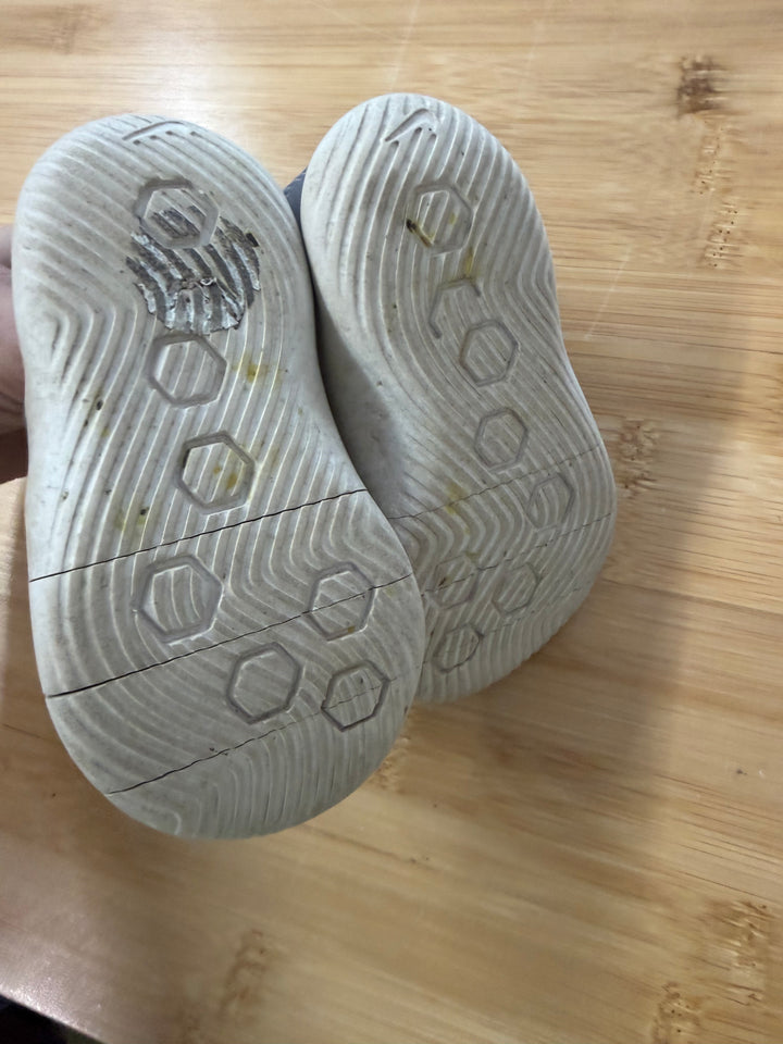 Nike 5C Velcro Runner – Pink Highlights