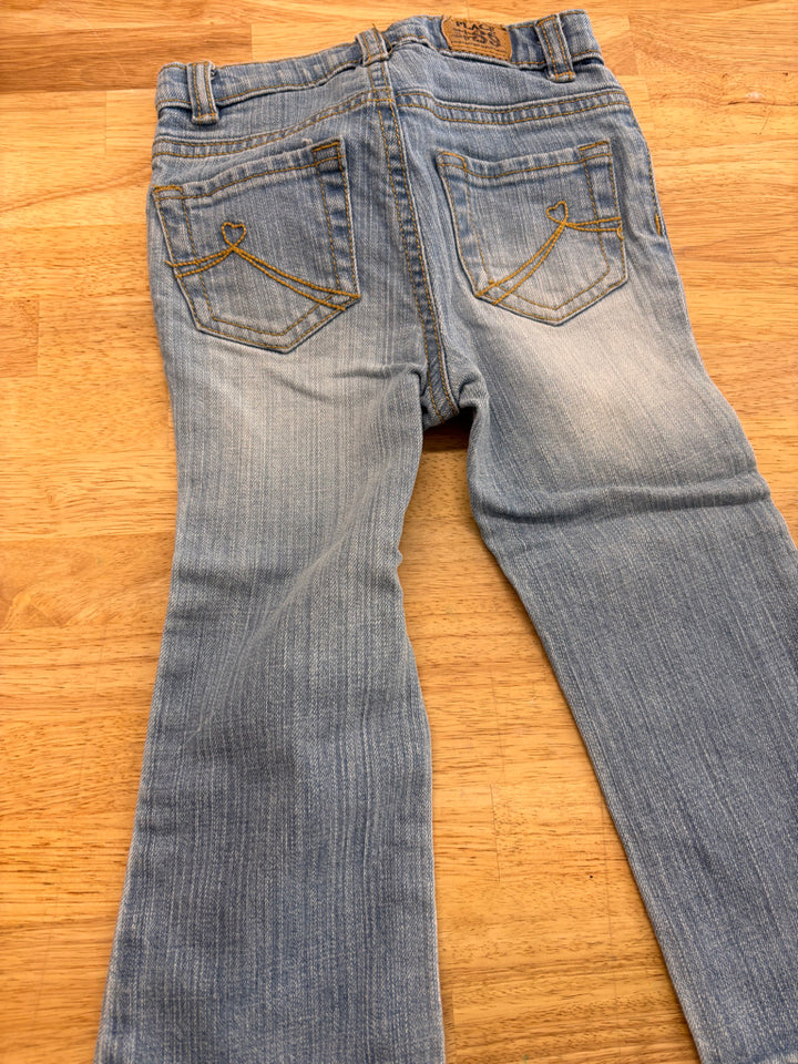 Children’s Place Bootcut Jeans – 3T