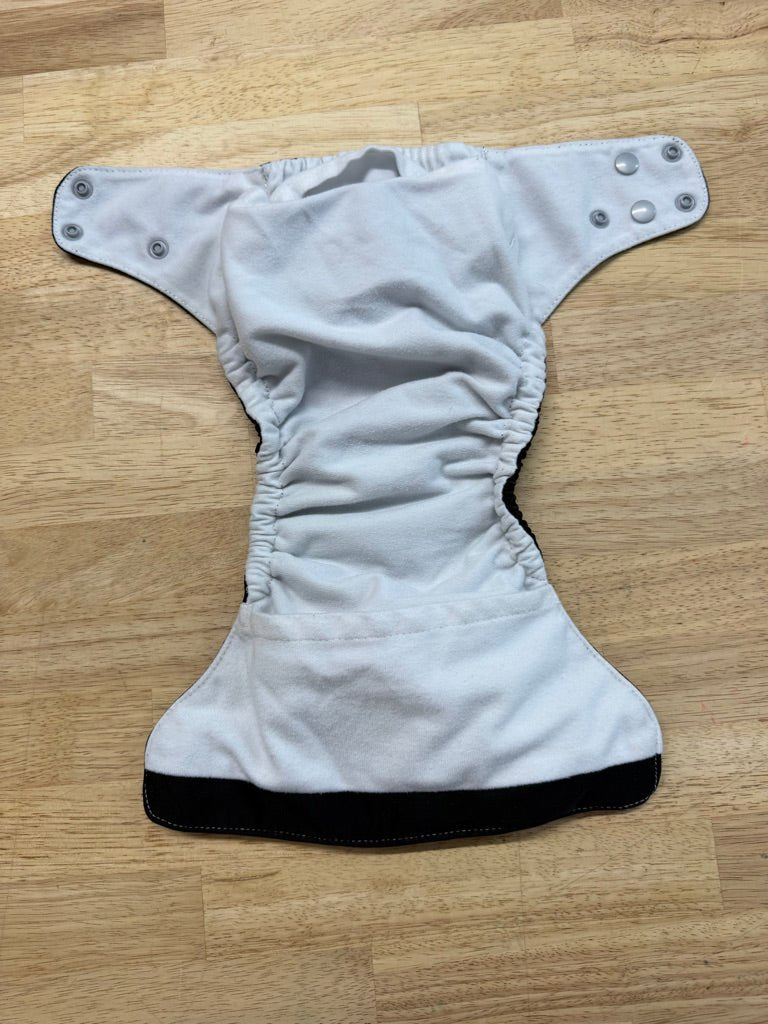 Funky Fluff Pocket Diaper – One Size | Black with Suede Inner - Nest and Sprout - Consignment
