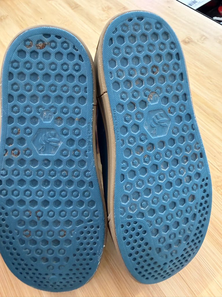 Joybees Outdoor Shoes – Youth 3 | Polyurethane - Nest and Sprout-Consignment
