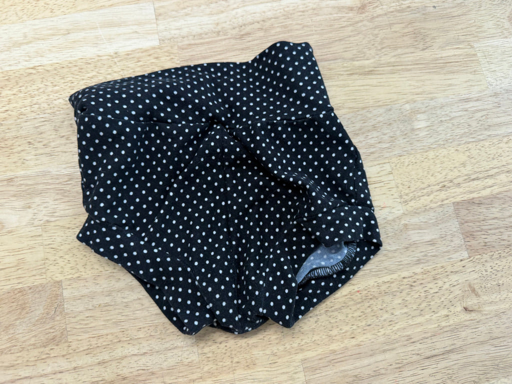 Stelly Handmade Polka Dot Bloomer – 1 | Black & White