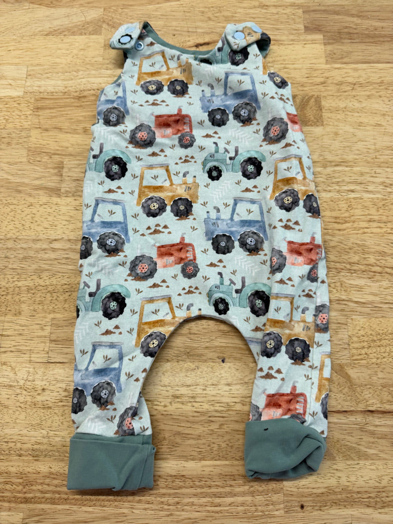 Gro by Zoe Adjustable Truck Romper – 3–12M | Grow-With-Me