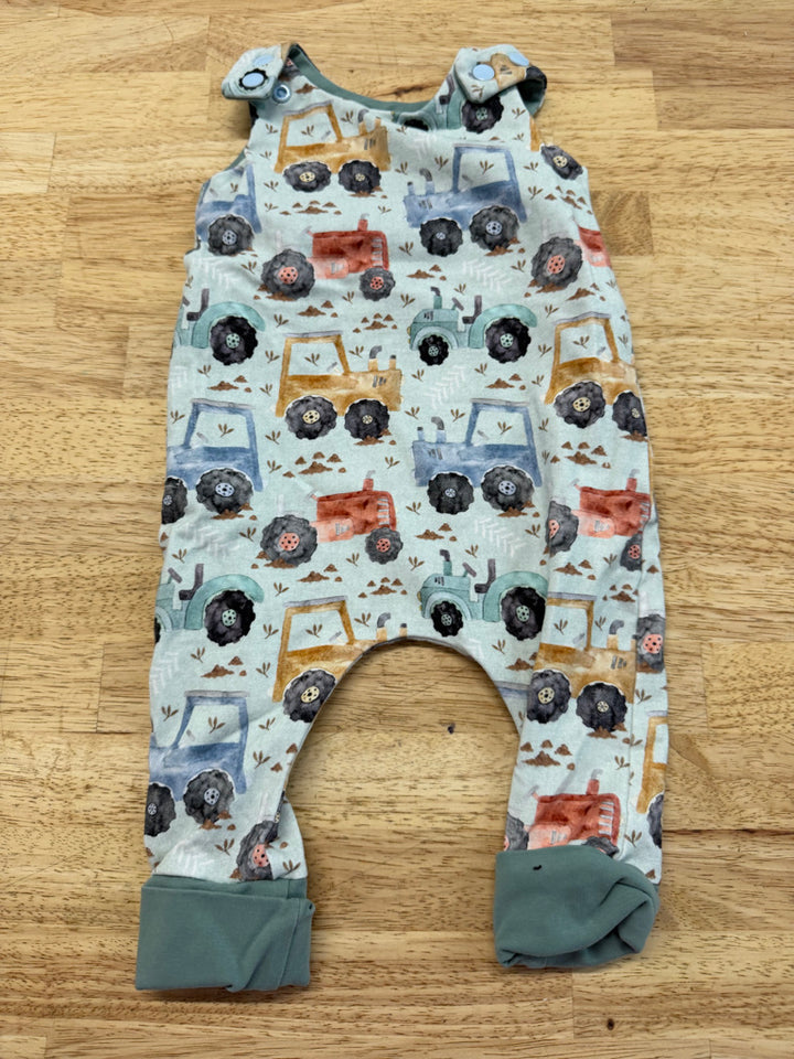 Gro by Zoe Adjustable Truck Romper – 3–12M | Grow-With-Me