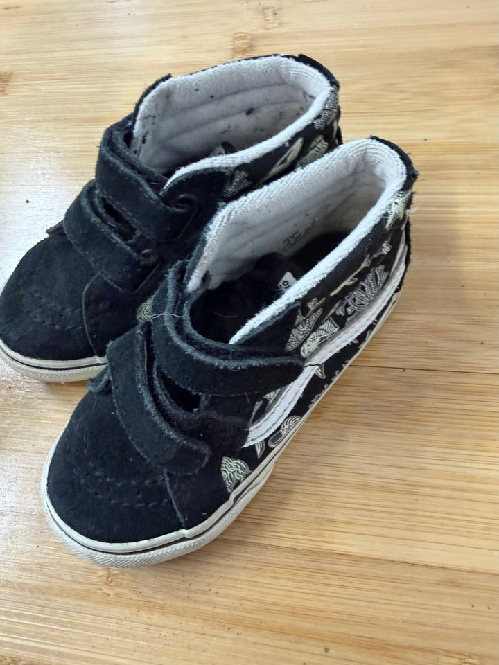 Vans High-Top Sneakers – 8 | Black Sea Creatures Velcro - Nest and Sprout-Consignment