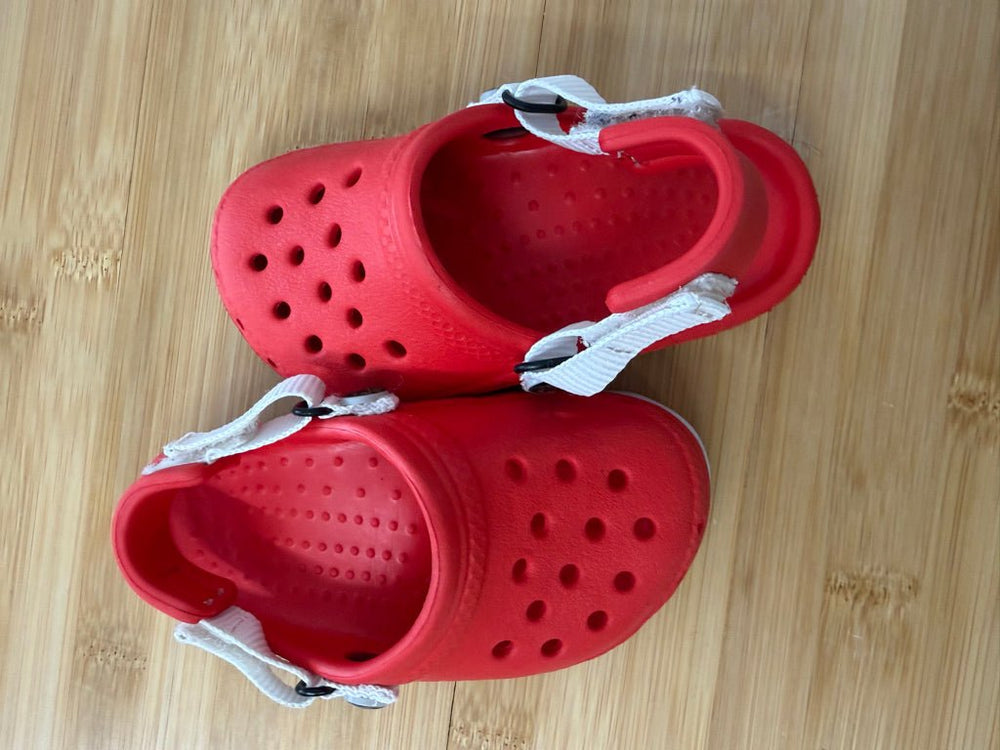 Aussie Soles Outdoor Sandals – 6/7 | Red - Nest and Sprout-Consignment