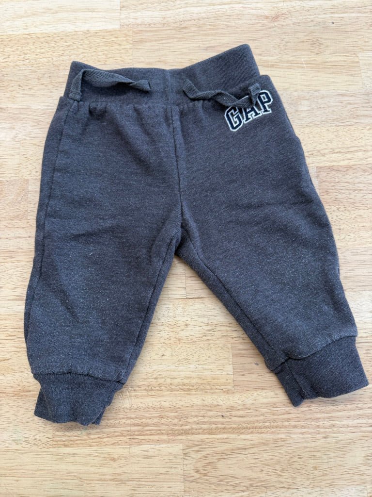 Gap Charcoal Joggers | Size 6–12M - Nest and Sprout - Consignment