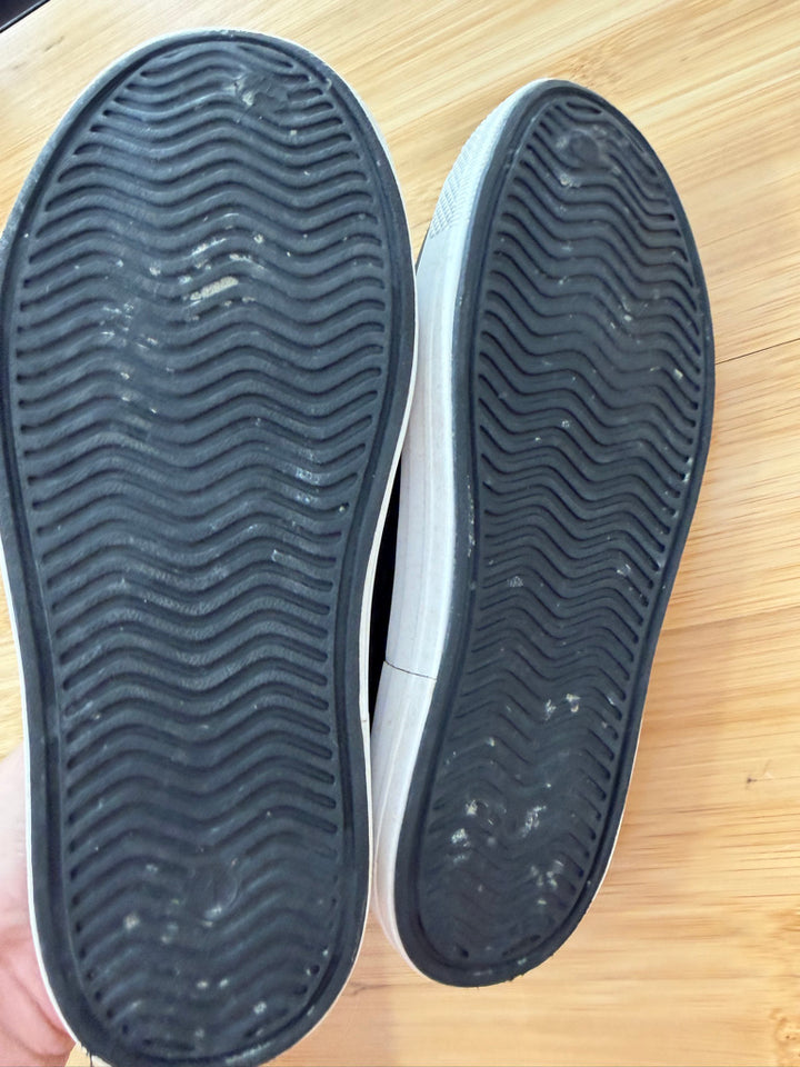 Skechers Slip-On Croc-Style Shoes – Youth 1 | Elastic Back