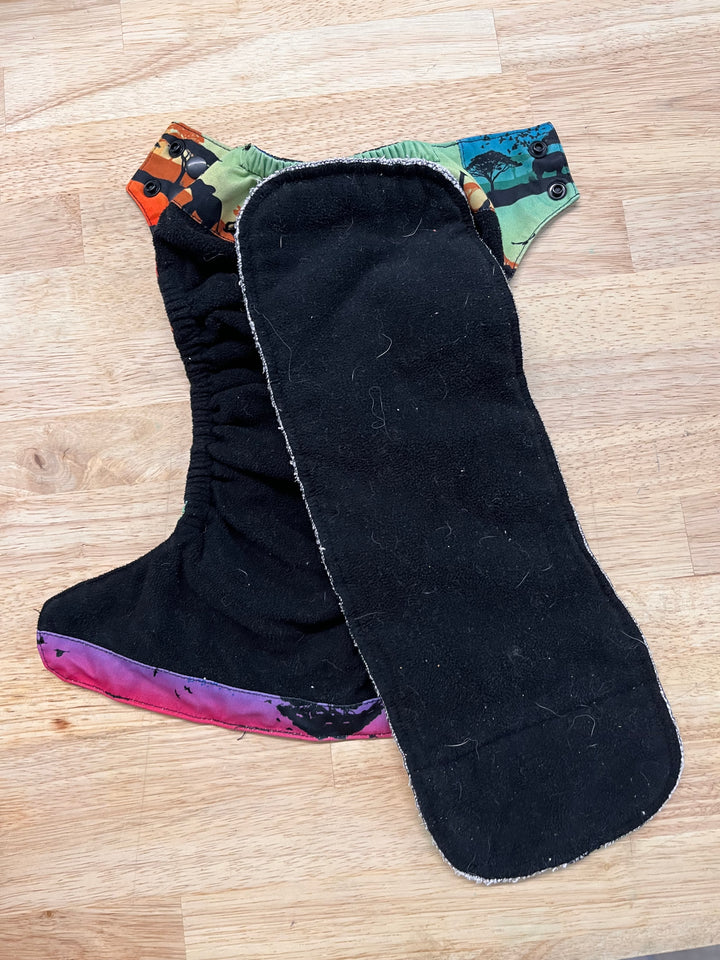 Nicki’s Diapers All-in-Two – OS (Safari Print)