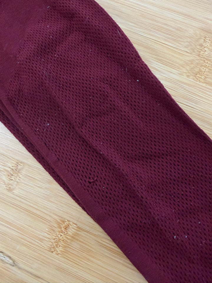 Lululemon Active Mesh Leggings – XS | Burgundy | Play