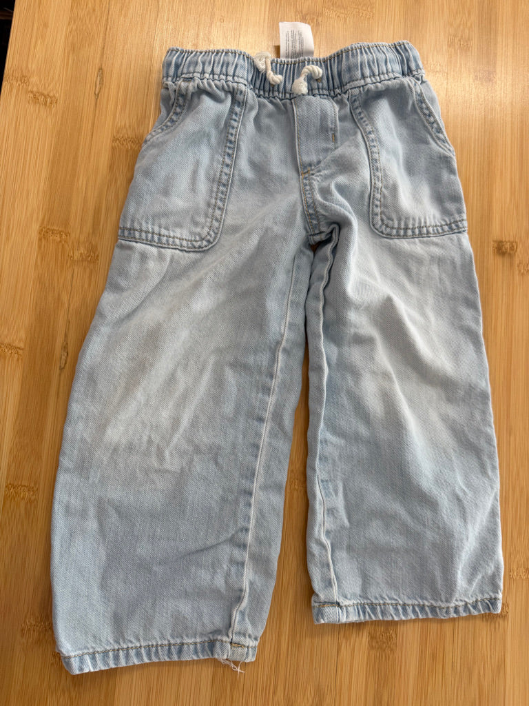 OshKosh Wide Leg Jeans – 3T | Light Wash Elastic Waist