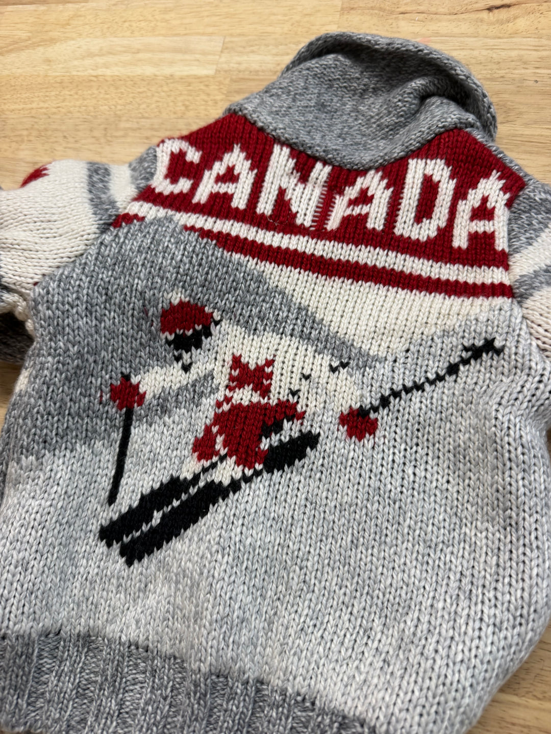 Canadiana Knit Sweater – 3T | Grey and White