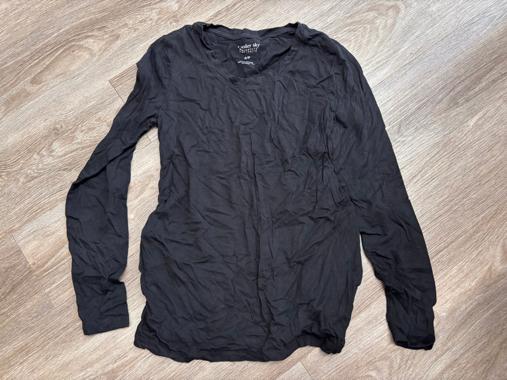 Paisley Sky Maternity Top – Size S (Black, Scoop Neck)