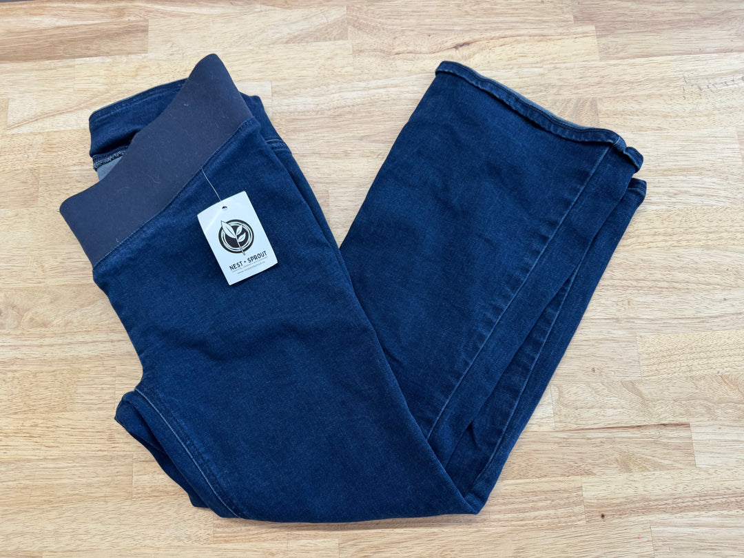 Old Navy Maternity Flare Jeans – Size 8 | Dark Wash Denim