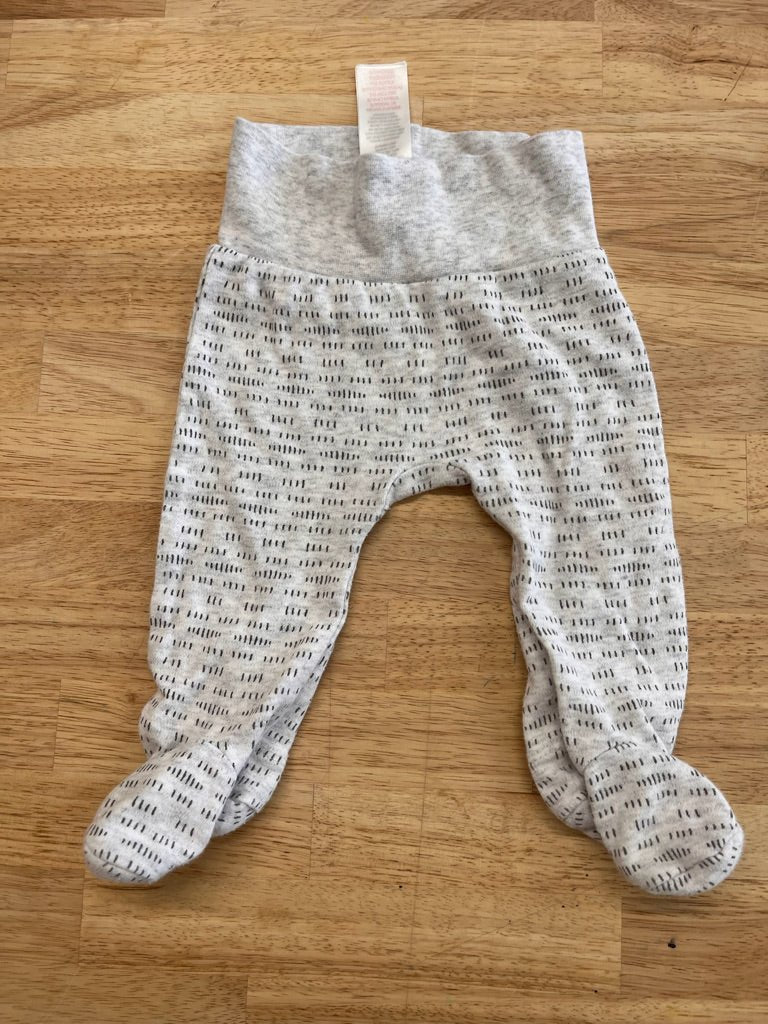 Petit Lem Footed Baby Leggings – Size 6M - Nest and Sprout - Consignment