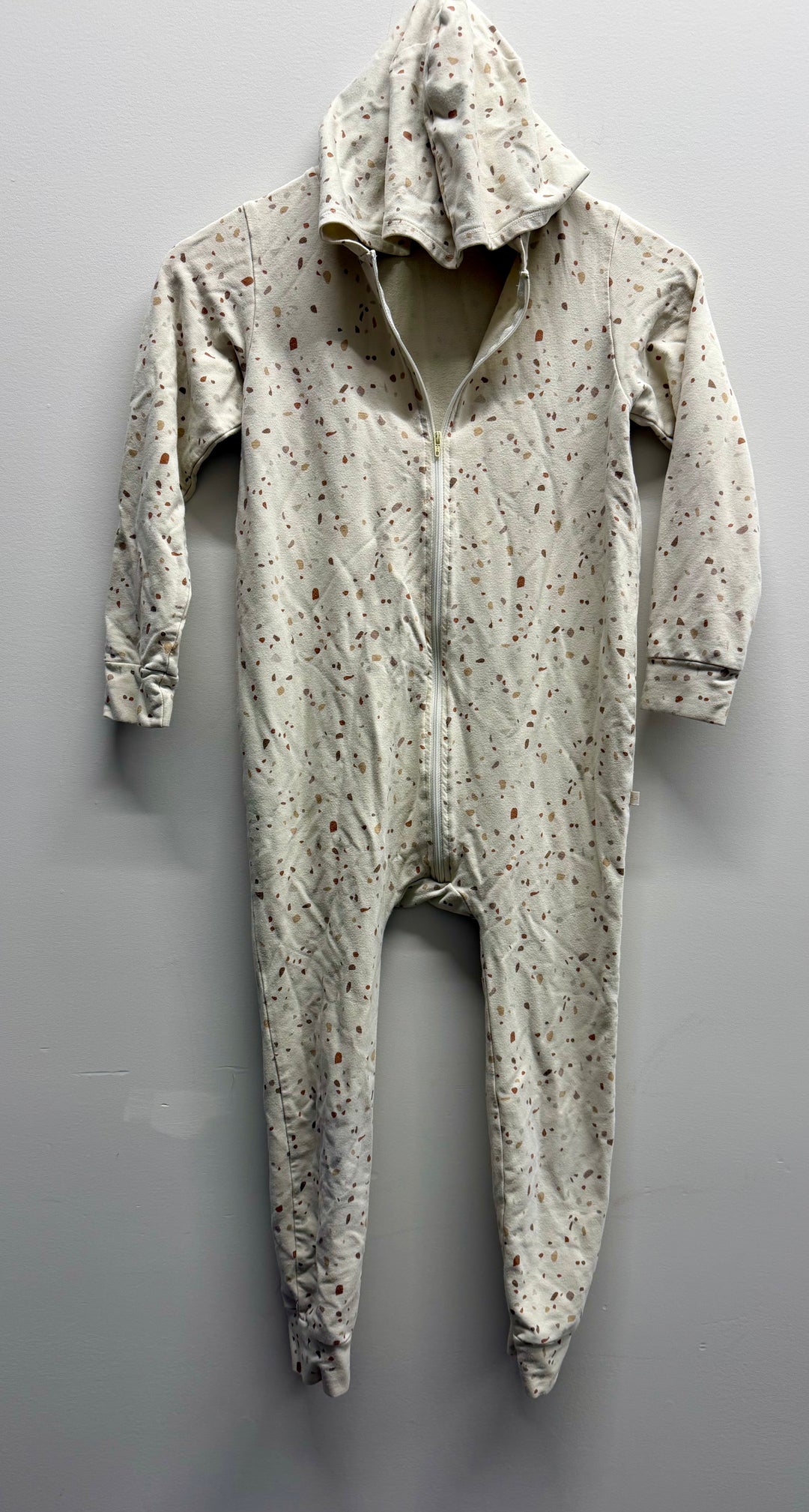 Jax & Lennon Cream Pebble Print Hooded Romper – Youth M | Play