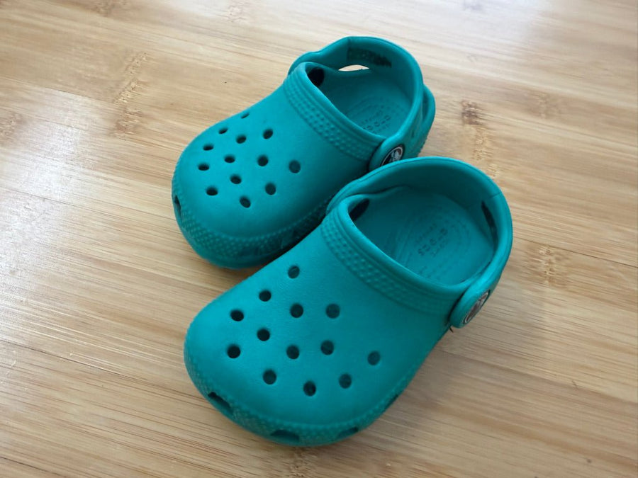 Crocs – C6 (EU 22) | Green - Nest and Sprout-Consignment