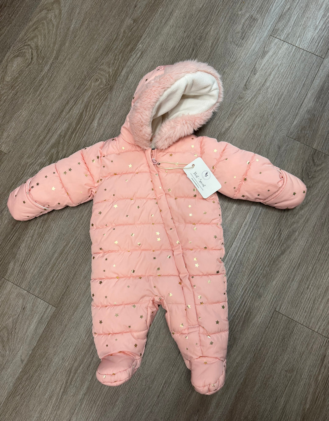 George Footed Snowsuit – 0–3M | Pink Gold Stars