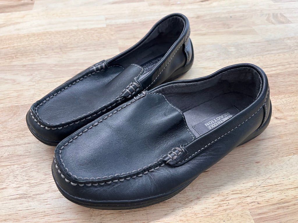 Kenneth Cole Reaction Dress Shoes – Black (Junior 2.5) - Nest and Sprout - Consignment