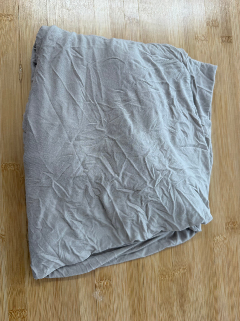 Solly Baby Tencel Crib Sheet – Standard | Brown | Play