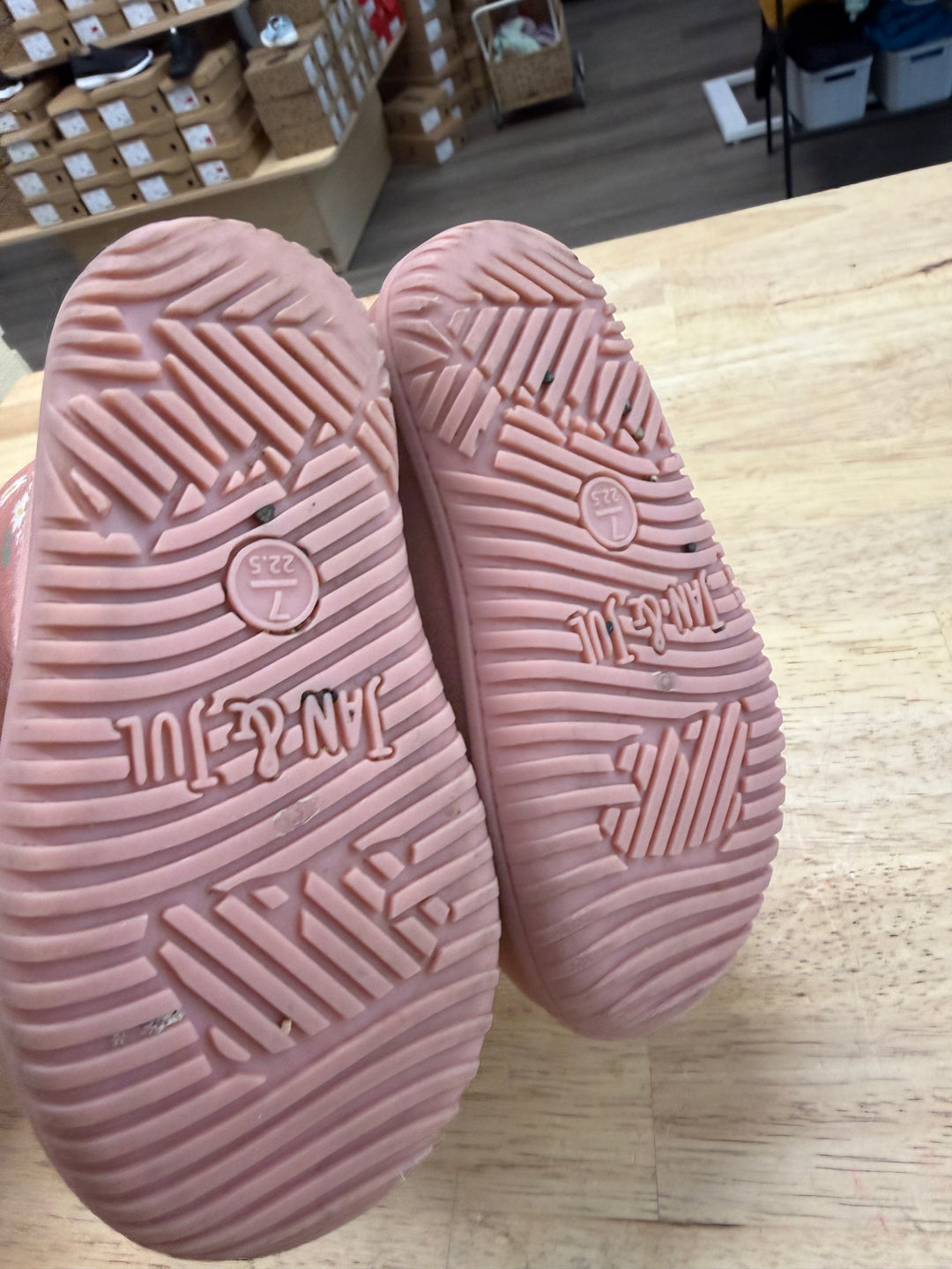 Jan & Jul Toasty Dry Lite Boots – 7 (EU 23) | Peachy Floral | Play