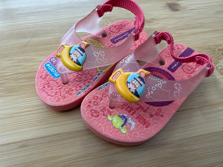 Grendene Mundo Bita Jelly Sandals – 6 | Mr. Plot - Nest and Sprout-Consignment