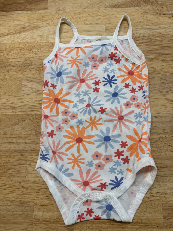 Kit & Pearl Set – 6-9M Floral Bodysuit & Shorts