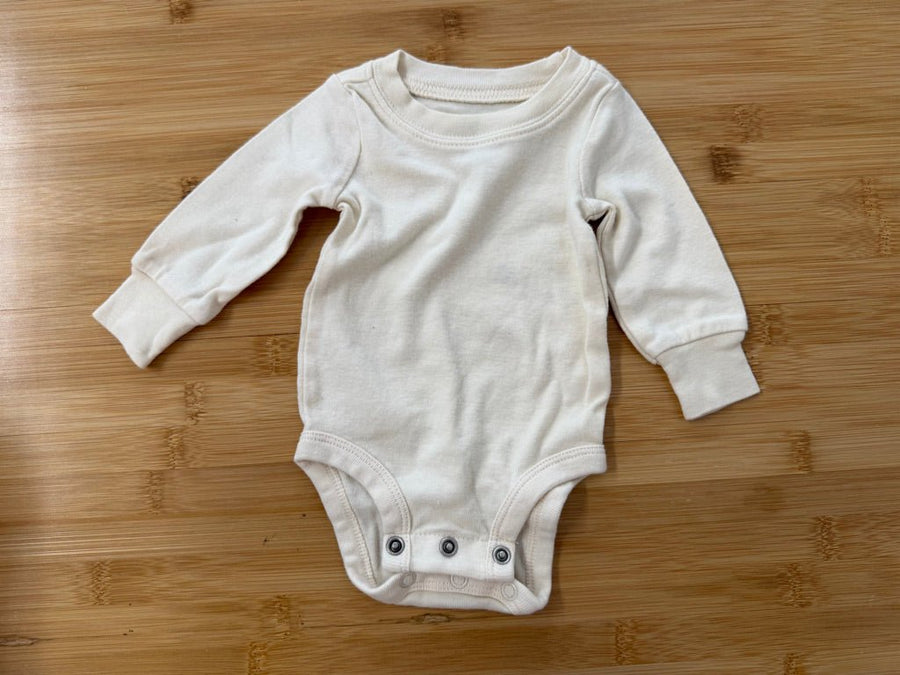 Carter's Long Sleeve Bodysuit – Newborn | Cream - Nest and Sprout-Consignment