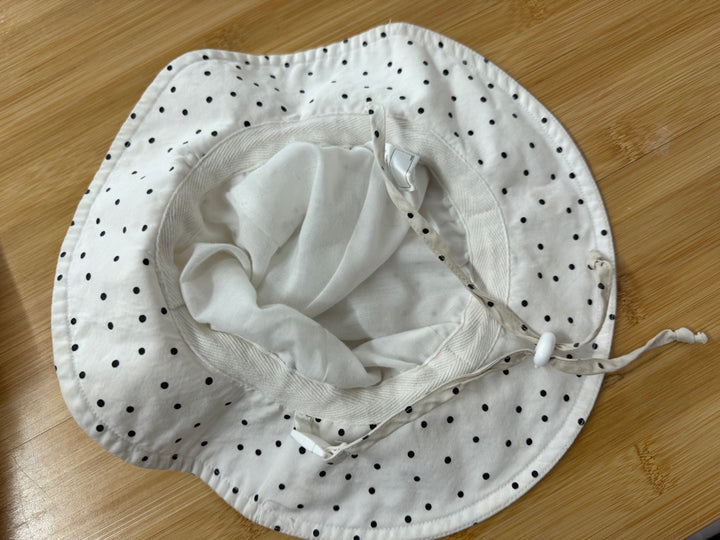 Jan & Jul Polka Dot Hat – 6–24M | White & Black