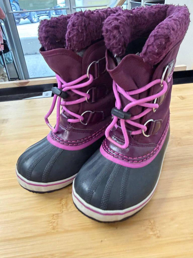 Sorel Waterproof Galosh Boot – Junior 1 (EU 32) | Burgundy Pink Toggle Lace Removable Liner | Play