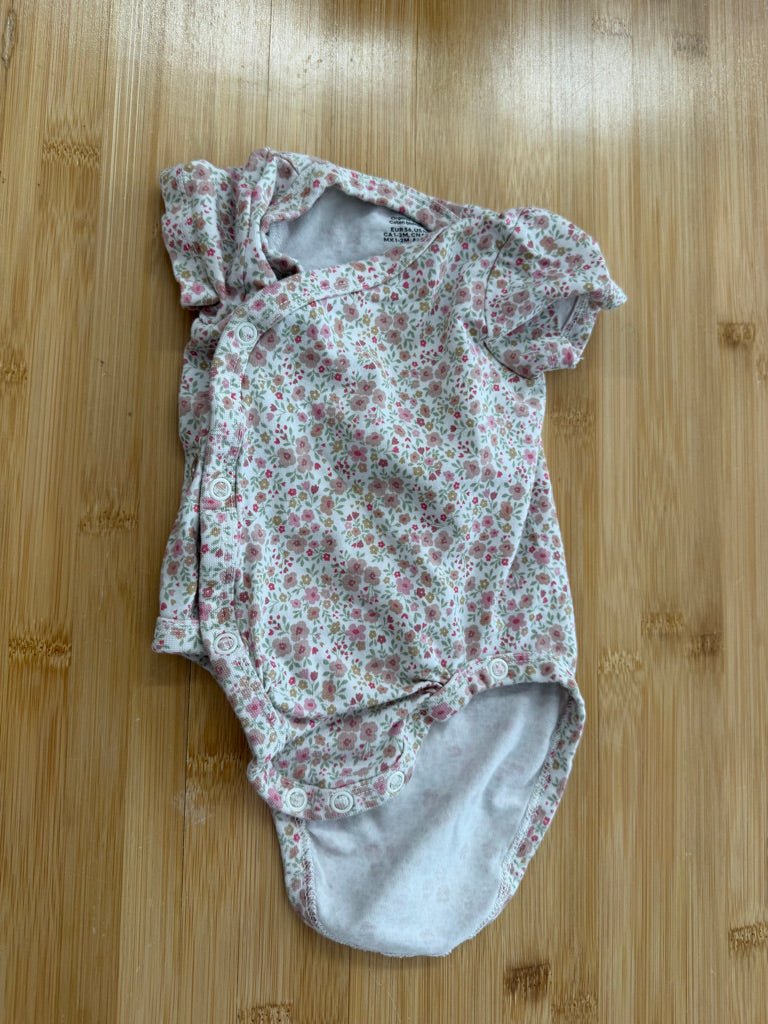 H&M Floral Kimono Bodysuit – Newborn | Like New - Nest and Sprout-Consignment
