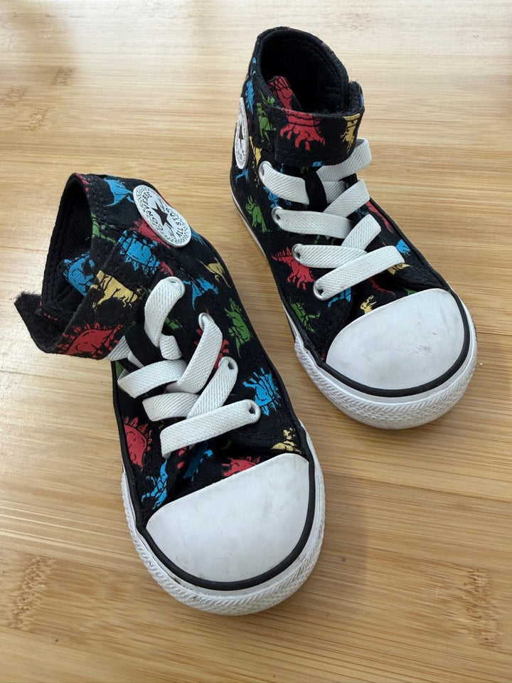 Converse All Star High Tops – 7 (EU 23) | Velcro & Elastic Lace Excellent - Nest and Sprout-Consignment