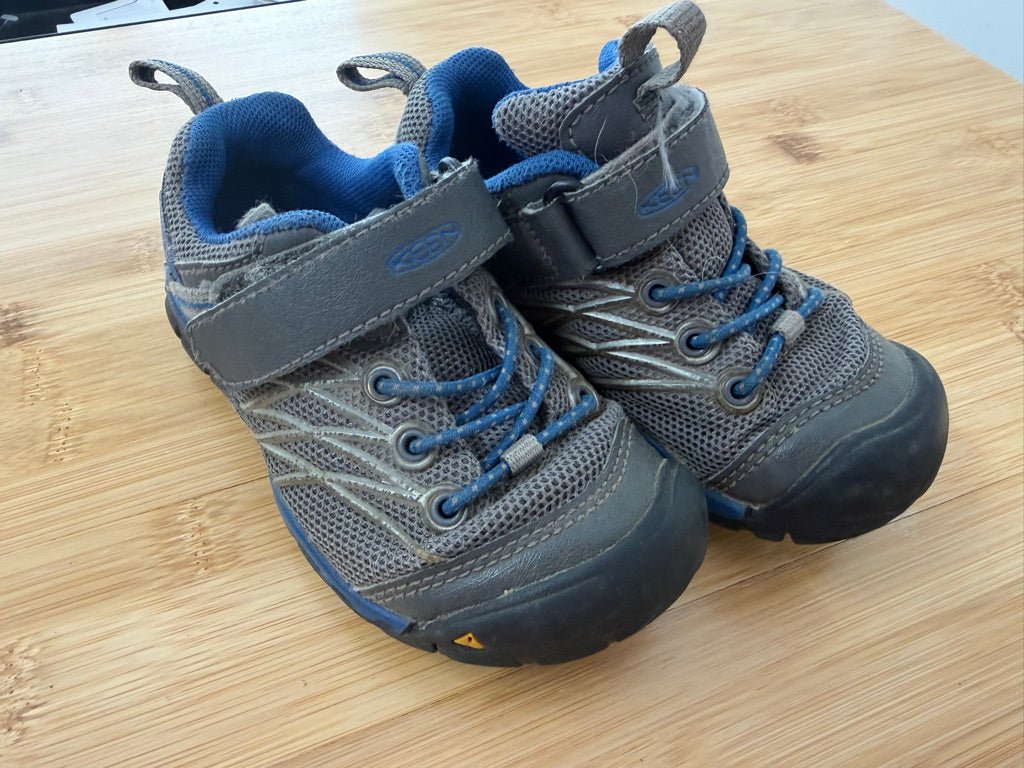 Keen Outdoor Sneakers – 9 | Green & Blue Velcro | Play - Nest and Sprout-Consignment
