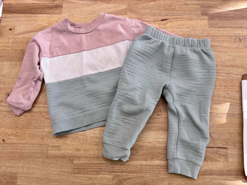 PL Kids 2T Colorblock Sweatshirt & Jogger Outfit PLAY CONDITION