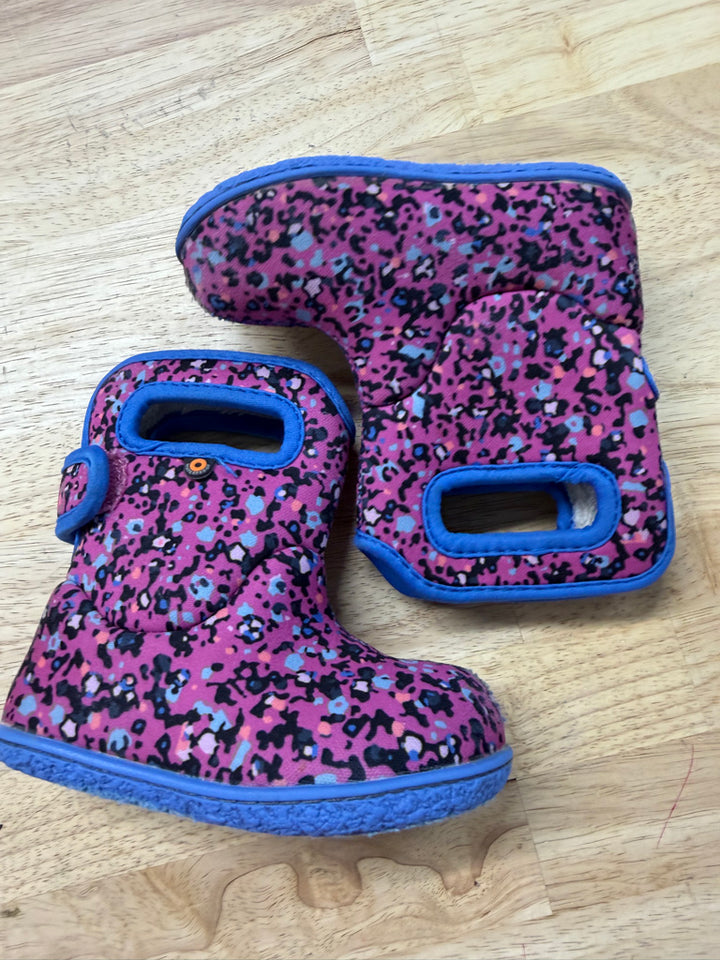 Baby Bogs Winter Boot – 6 | Cheetah with Fuchsia Pink and Blue Edging