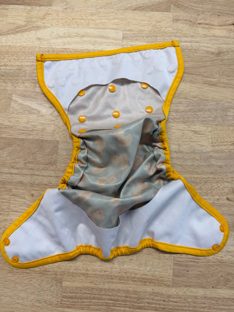 Blueberry Capri Diaper Cover – One Size | Duck Print Double Gusset - Nest and Sprout - Consignment