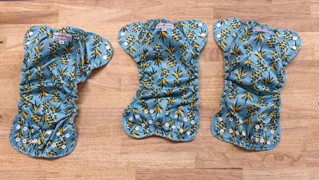 AppleCheeks Pocket Diapers – Size 2 | Blue Pineapple Bundle of 5