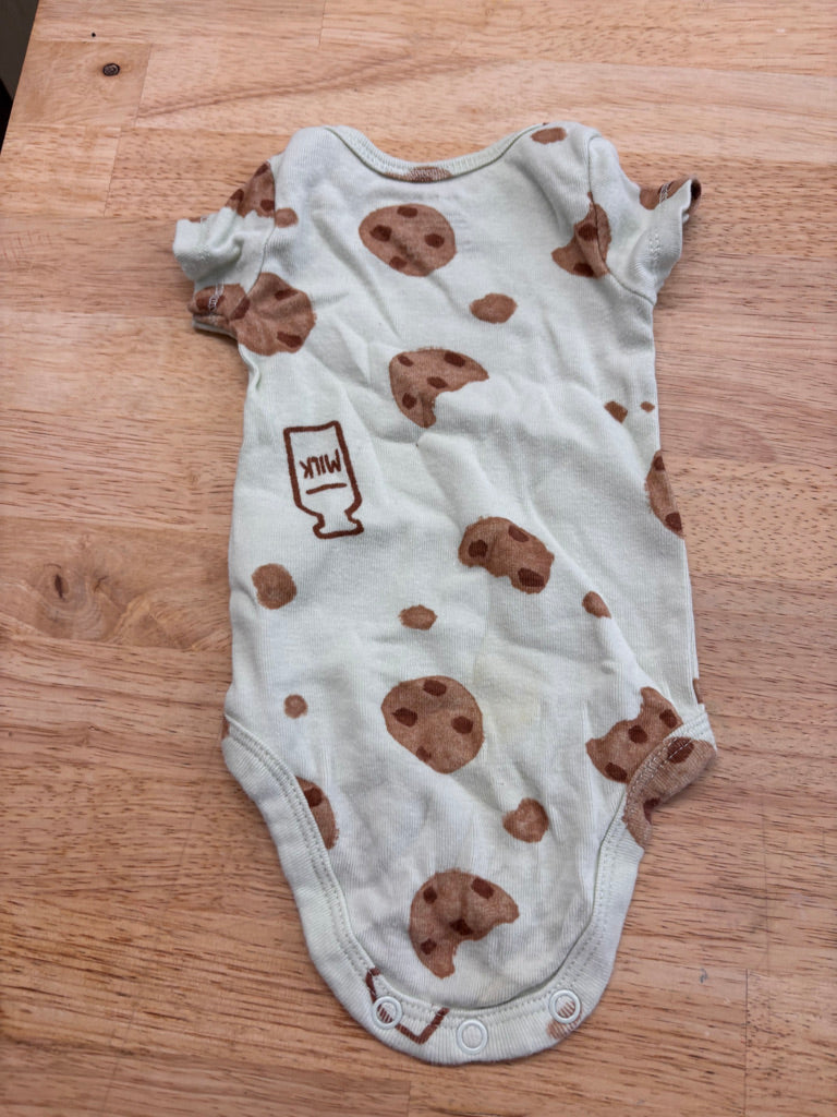 Carters Bodysuit – Size NB (Cookies & Milk) imperfect