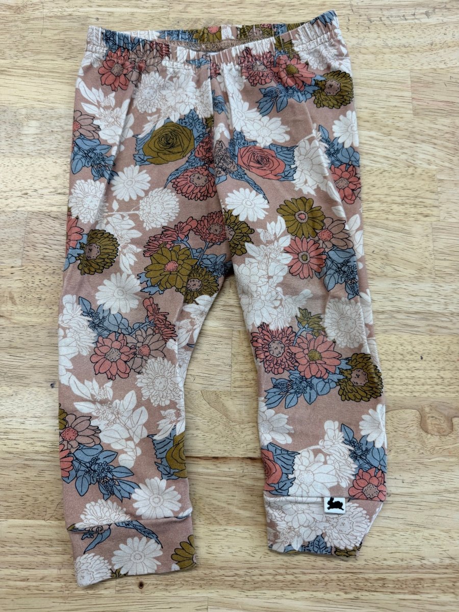 Little & Lively Neutral Floral Print Legging – 6–12M - Nest and Sprout-Consignment