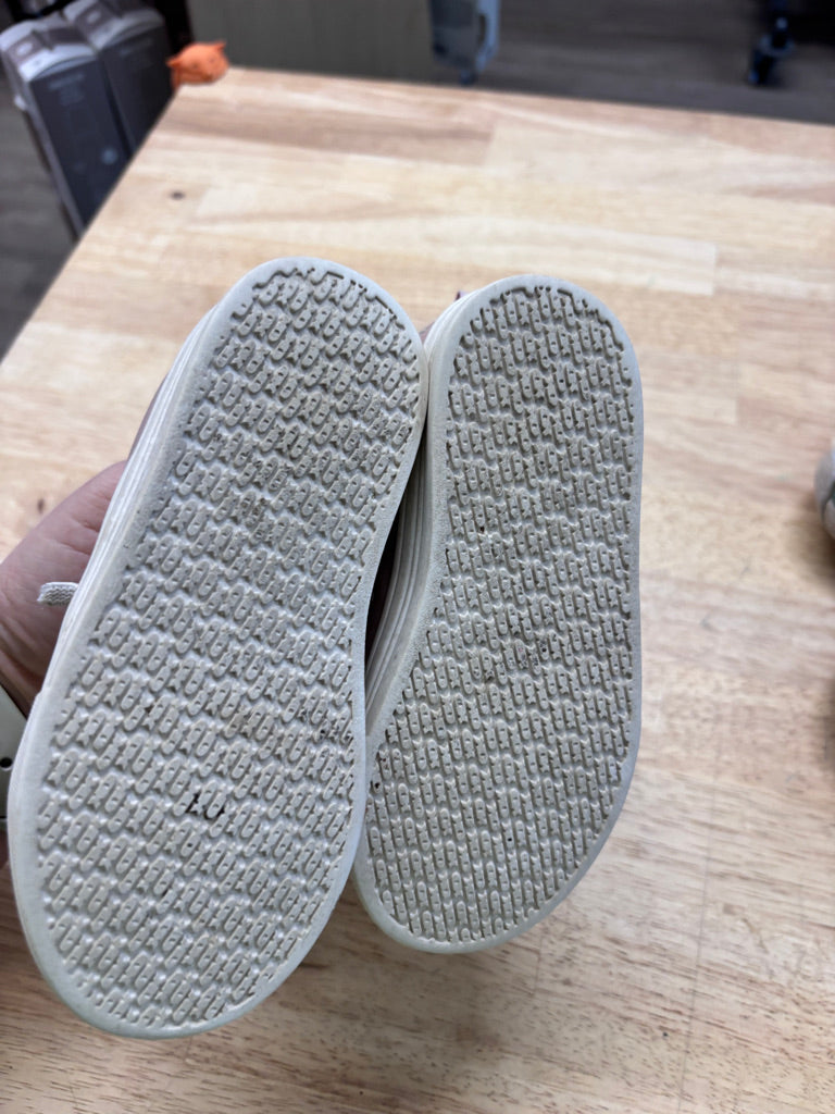 OshKosh Size 7M Light Pink Elastic Lace Shoes