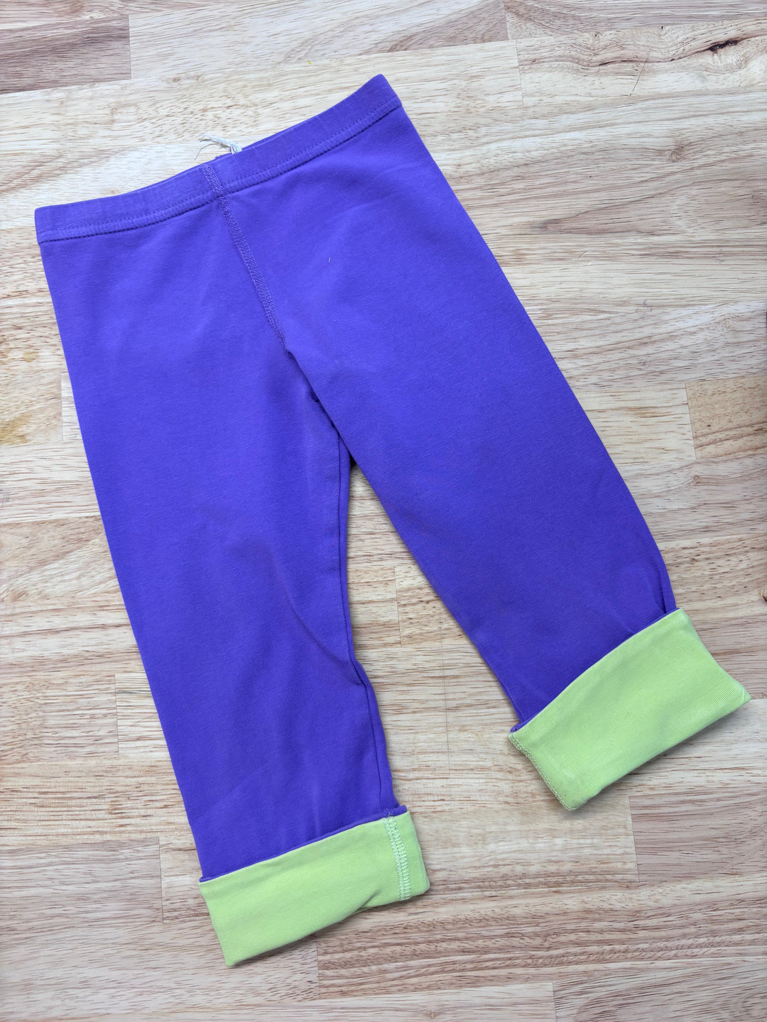 Peekaboo Beans Over Under Leggings --- Rolled Crops (Size 4)