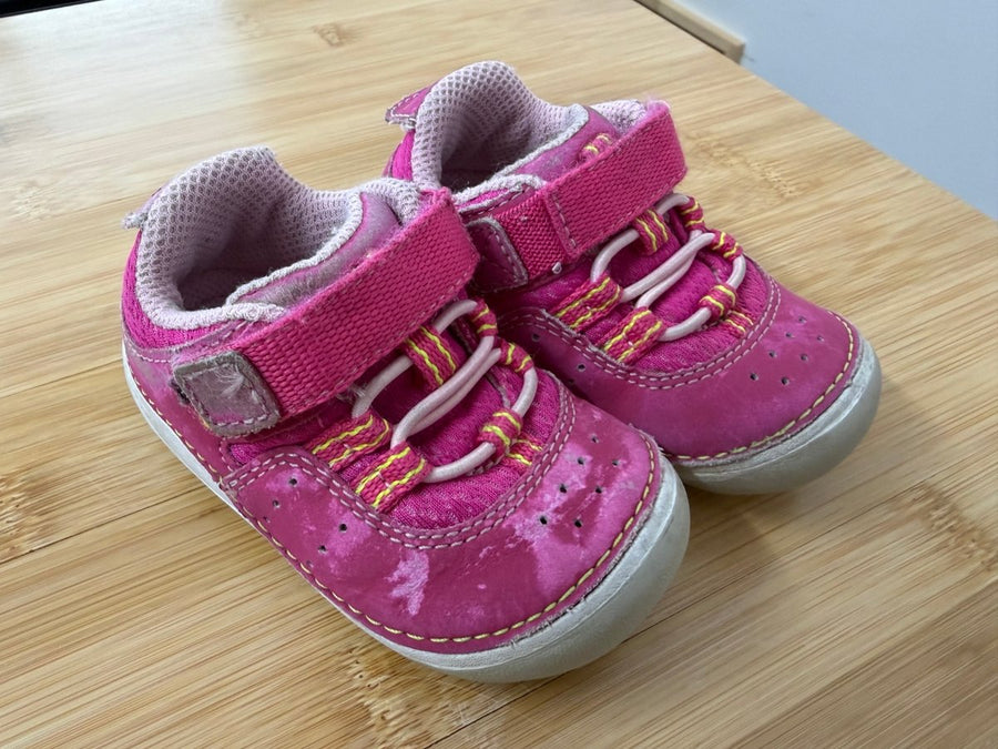 Stride Rite Pink Sneaker – 4 Est. | Tag Hard to Read - Nest and Sprout-Consignment