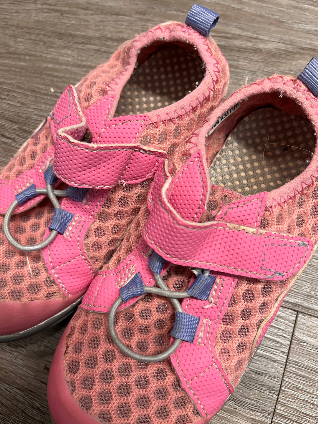 See Kai Run Mesh Sandals – Size 11